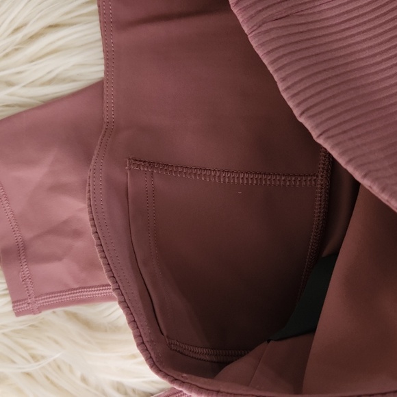 Vuori Rib Studio Activewear Set Sz Xs - Picture 3 of 6